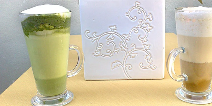 Vynikajúci čaj Matcha alebo peruánska Maca
