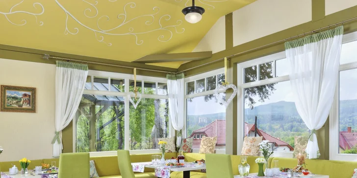 4* pobyt v Sklárskej Porube: historický hotel so záhradou, neobmedzené wellness a raňajky