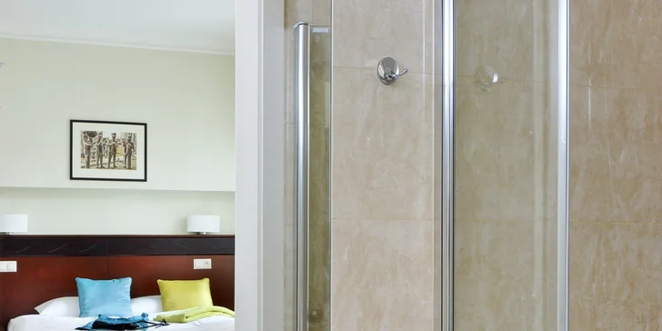 4* pobyt v Sklárskej Porube: historický hotel so záhradou, neobmedzené wellness a raňajky