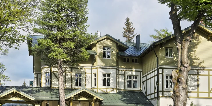 4* pobyt v Sklárskej Porube: historický hotel so záhradou, neobmedzené wellness a raňajky