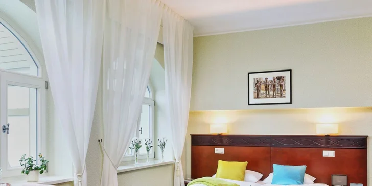 4* pobyt v Sklárskej Porube: historický hotel so záhradou, neobmedzené wellness a raňajky
