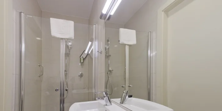 4* pobyt v Sklárskej Porube: historický hotel so záhradou, neobmedzené wellness a raňajky