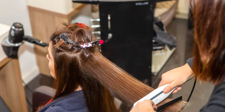 Vlasové regeneračné kúry v Lara Beauty Bory Mall či Avion