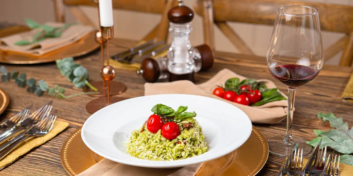 Vegetariánske alebo mäsové 3-chodové menu s degustáciou vín