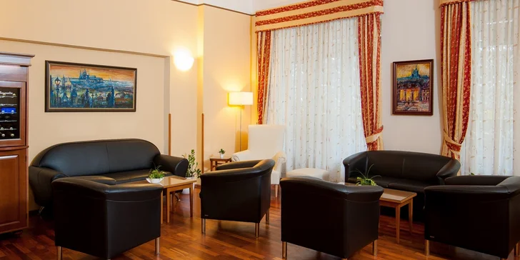 Spoznajte kúzlo Prahy: hotel iba 5 minút od Karlovho mosta, pobyt s raňajkami
