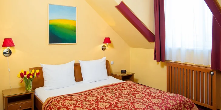 Spoznajte kúzlo Prahy: hotel iba 5 minút od Karlovho mosta, pobyt s raňajkami