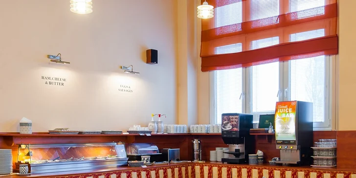 Spoznajte kúzlo Prahy: hotel iba 5 minút od Karlovho mosta, pobyt s raňajkami