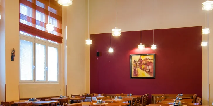 Spoznajte kúzlo Prahy: hotel iba 5 minút od Karlovho mosta, pobyt s raňajkami