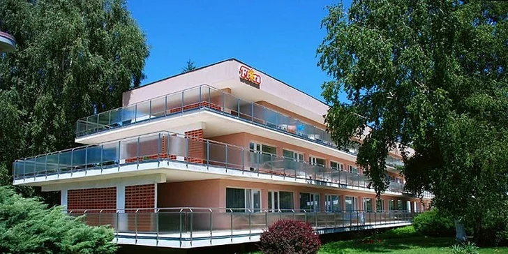 3 alebo 4 dňový wellness pobyt v hoteli Flóra v Dudinciach