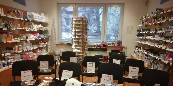 Naučte sa vykúzliť si dokonale upravené obočie či mihalnice vďaka kurzu od Biostyle