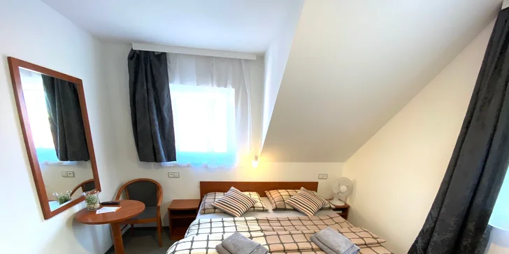 Český Krumlov: pokoj a raňajky v penzióne iba s troma izbami, až 7 nocí pre pár i trojicu
