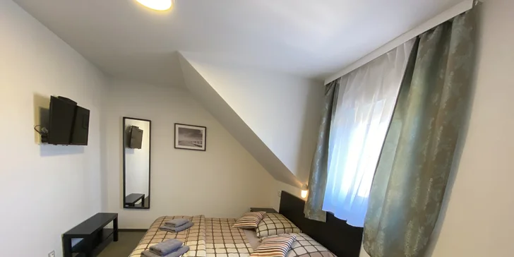Český Krumlov: pokoj a raňajky v penzióne iba s troma izbami, až 7 nocí pre pár i trojicu