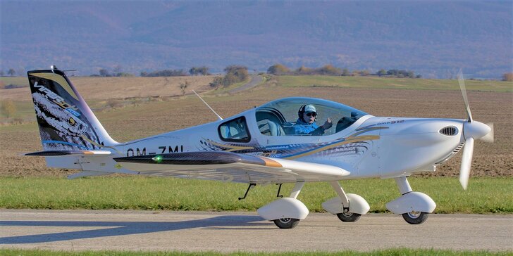 Let lietadlom Viper SD4 s možnosťou pilotovania alebo skupinový let na 2 lietadlách
