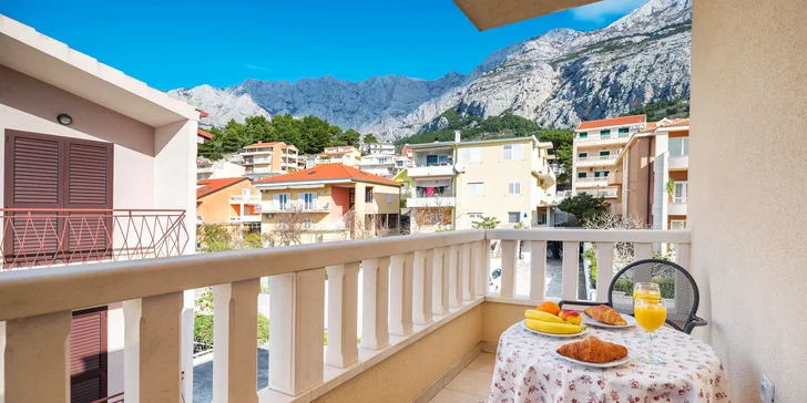 Dovolenka v Chorvátsku: Apartmány s terasou v centre Makarskej, 5 minút od pláže