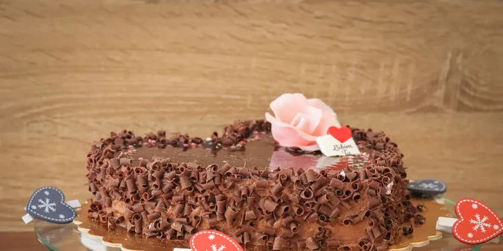 Lahodná torta v tvare srdca až ku vám domov!