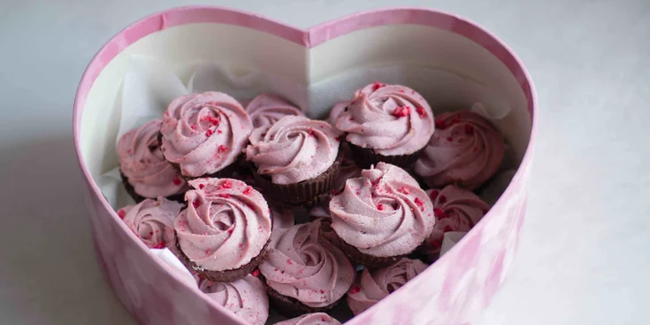 Raw cupcakes heart box – 6ks alebo 12 ks