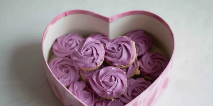 Raw cupcakes heart box – 6ks alebo 12 ks