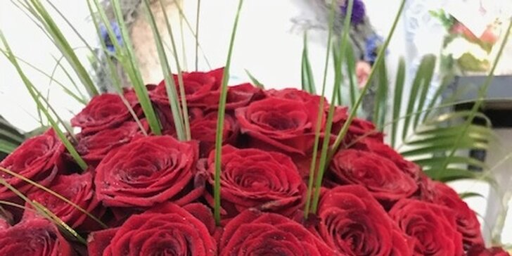 Kytica červených ruží s venovaním – doručenie v rámci Košíc v cene