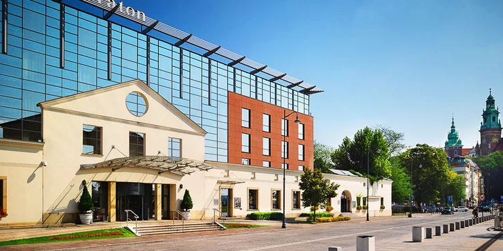 Pobyt v nádhernom 5* hoteli Sheraton Grand Krakow: raňajky či polpenzia, bazén i fitness