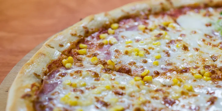 Mega veľká pizza pre najväčších hladošov aj na donášku!