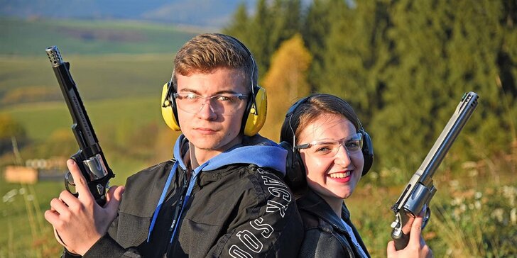 Špeciálny strelecký balíček na outdoorovej STRELNICI LIPTOV s najkrajším výhľadom na Slovensku