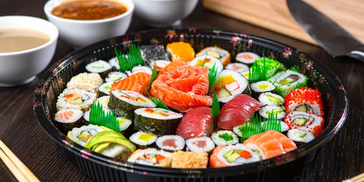 Lahodné sushi sety z reštaurácie Peking – osobný odber, rozvoz aj konzumácia v reštaurácií
