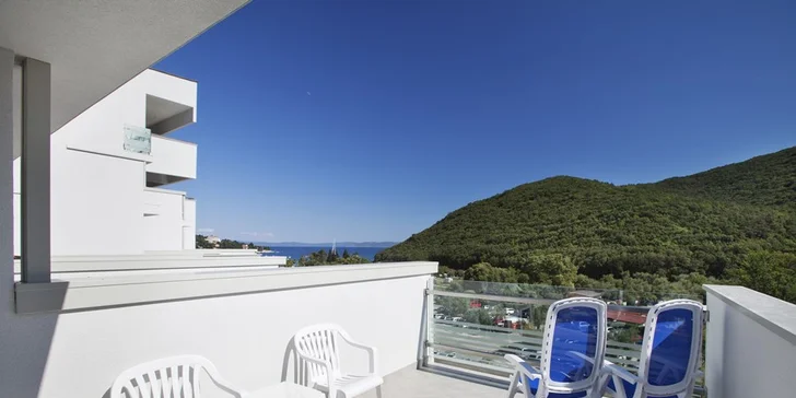 4* hotel priamo pri pláži: bazénový komplex, šport a zábava