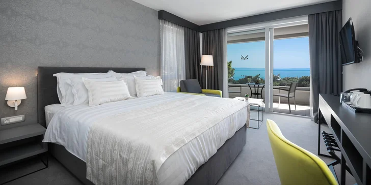Luxusný hotel: izba s balkónom, raňajky, neobmedzený wellness