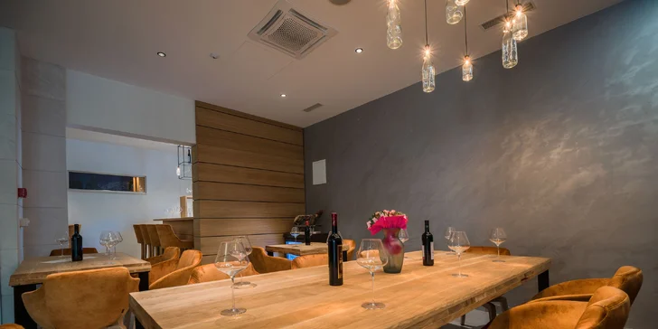 Luxusný hotel: izba s balkónom, raňajky, neobmedzený wellness