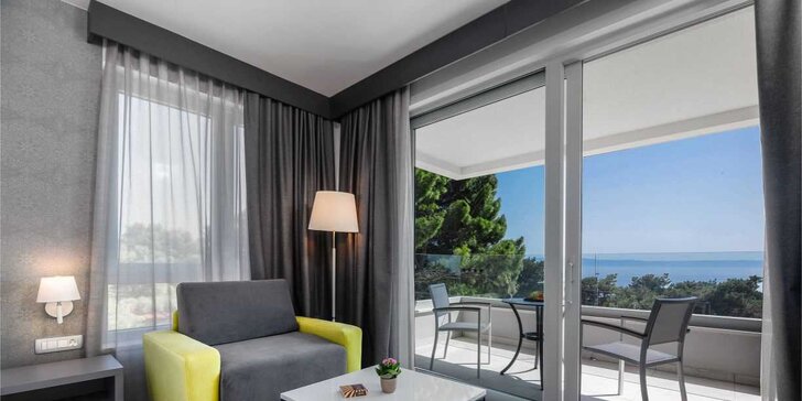 Luxusný hotel: izba s balkónom, raňajky, neobmedzený wellness