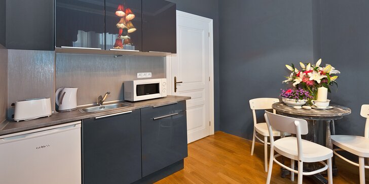 Pobyt pod Petřínom: moderný apartmán s kuchynkou