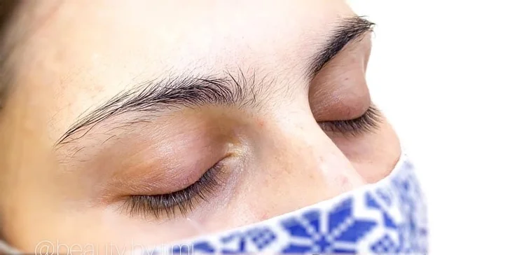 Úprava obočia, lash lifting či mini kurz líčenia s vizážistkou