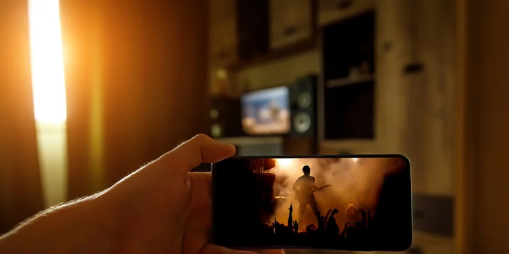 Mesačné či štvrťročné predplatné streamu AFRION TV: filmy, TV relácie, hudba