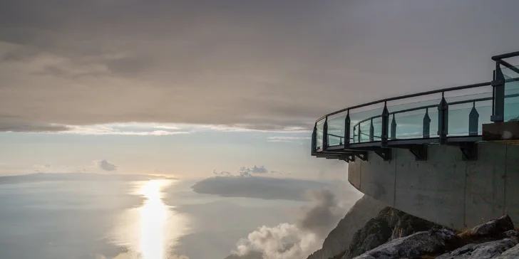 Dovolenka na Makarskej riviére s raňajkami, výhľadom na more a hory