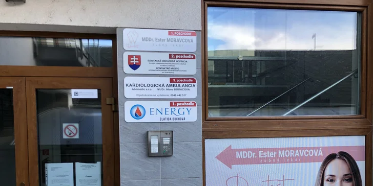 Dentálna hygiena pre dospelých s pieskovaním a deti do 15 r. s fluoridáciou