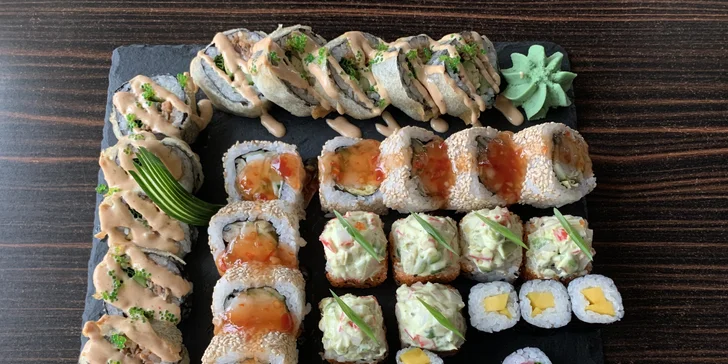 Obľúbený SUSHIHANIL set alebo lahodný jarný špeciál v SUSHIHANIL