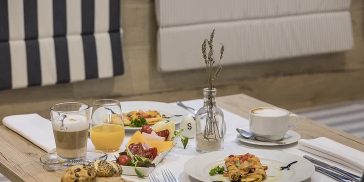 4* all inclusive pobyt na ostrove Krk: hotel pri mori, bazény, animácie a vstup do akvária