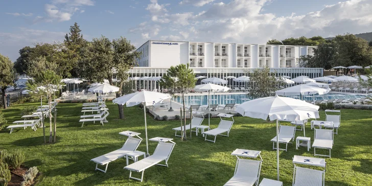 4* all inclusive pobyt na ostrove Krk: hotel pri mori, bazény, animácie a vstup do akvária