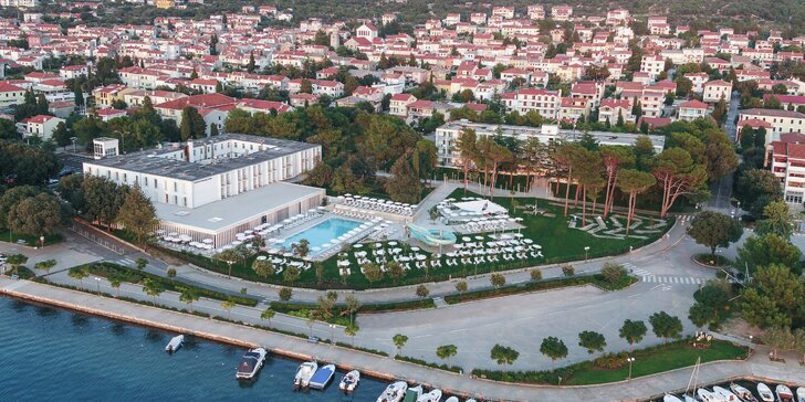 4* all inclusive pobyt na ostrove Krk: hotel pri mori, bazény, animácie a vstup do akvária