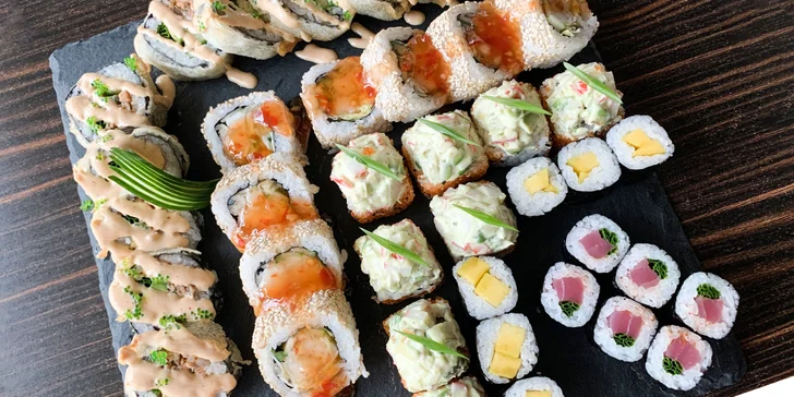 Obľúbený SUSHIHANIL set alebo lahodný jarný špeciál v SUSHIHANIL