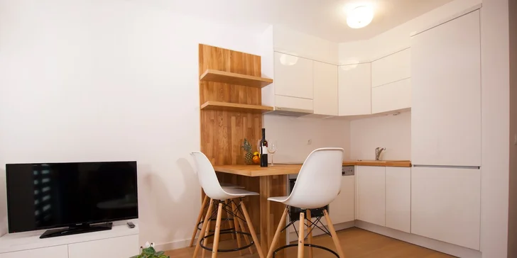 Až 15 dní na Makarskej riviére: plne vybavené apartmány pri mori až pre 6 osôb