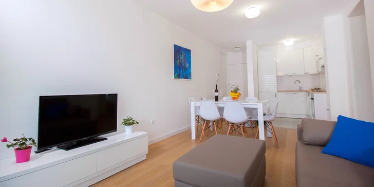 Až 15 dní na Makarskej riviére: plne vybavené apartmány pri mori až pre 6 osôb
