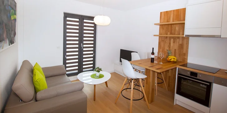 Až 15 dní na Makarskej riviére: plne vybavené apartmány pri mori až pre 6 osôb