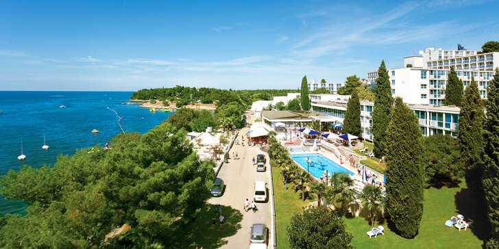 Chorvátska Istria: 3* hotel v meste Poreč iba 50 m od pláže, bazén a all inclusive