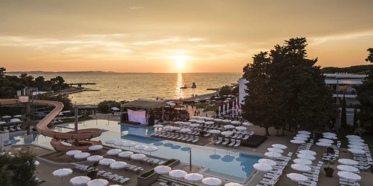 Letná dovolenka v chorvátskom Zadare: 4* hotel pri pláži, bazénový svet a all inclusive