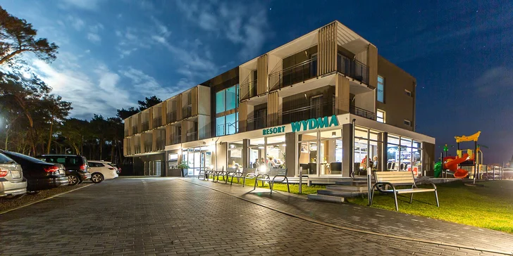 Skvelý pobyt pri Baltskom mori: luxusný rezort s bazénom a soľnou jaskyňou, polpenzia