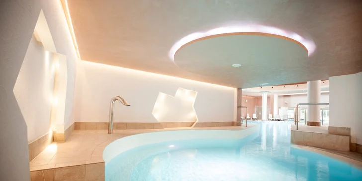 Dovolenka v slovinskom meste Portorož: 5* hotel pri mori, wellness a raňajky
