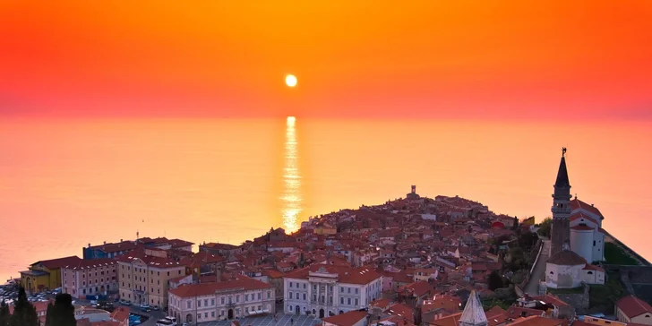 Dovolenka v slovinskom meste Portorož: 5* hotel pri mori, wellness a raňajky