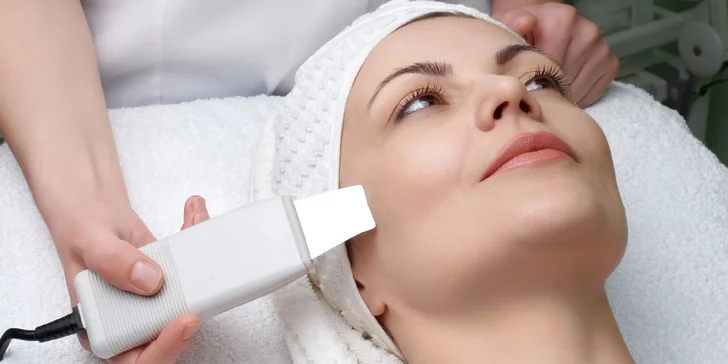 Mezoterapia, masáž tváre, ošetrenie a čistenie pleti Skin Scruberrom a Ozónom