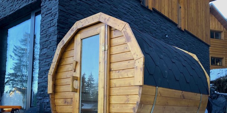 Plne zariadená štýlová Chata MartinSki priamo na Martinských holiach s fínskou saunou a vírivkou pre 18 ľudí